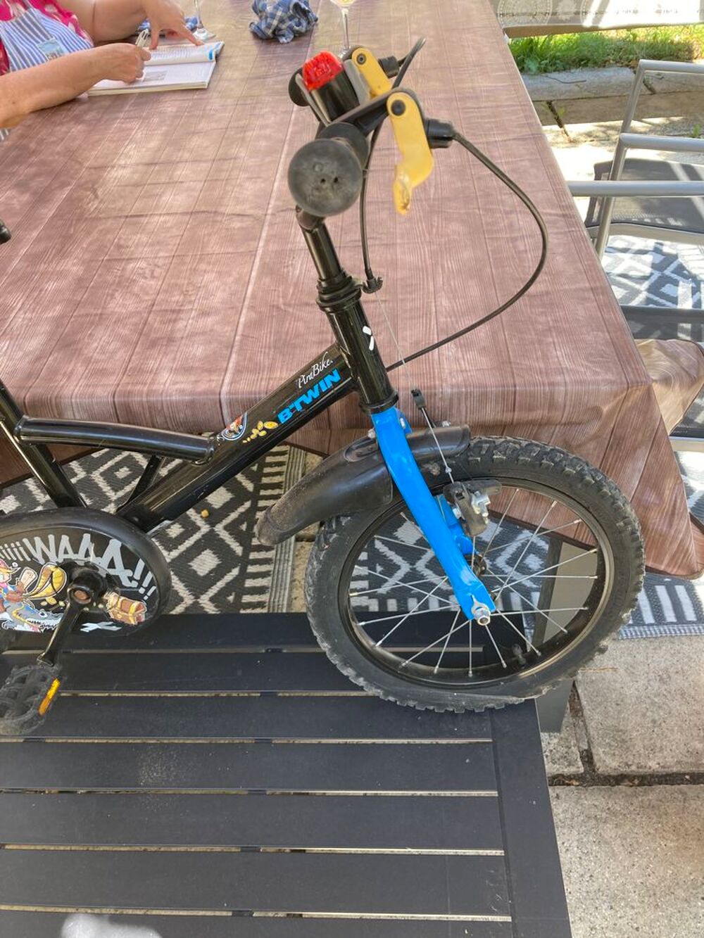 V&eacute;lo enfant vtt btwin 16&acute;&acute; Vélos