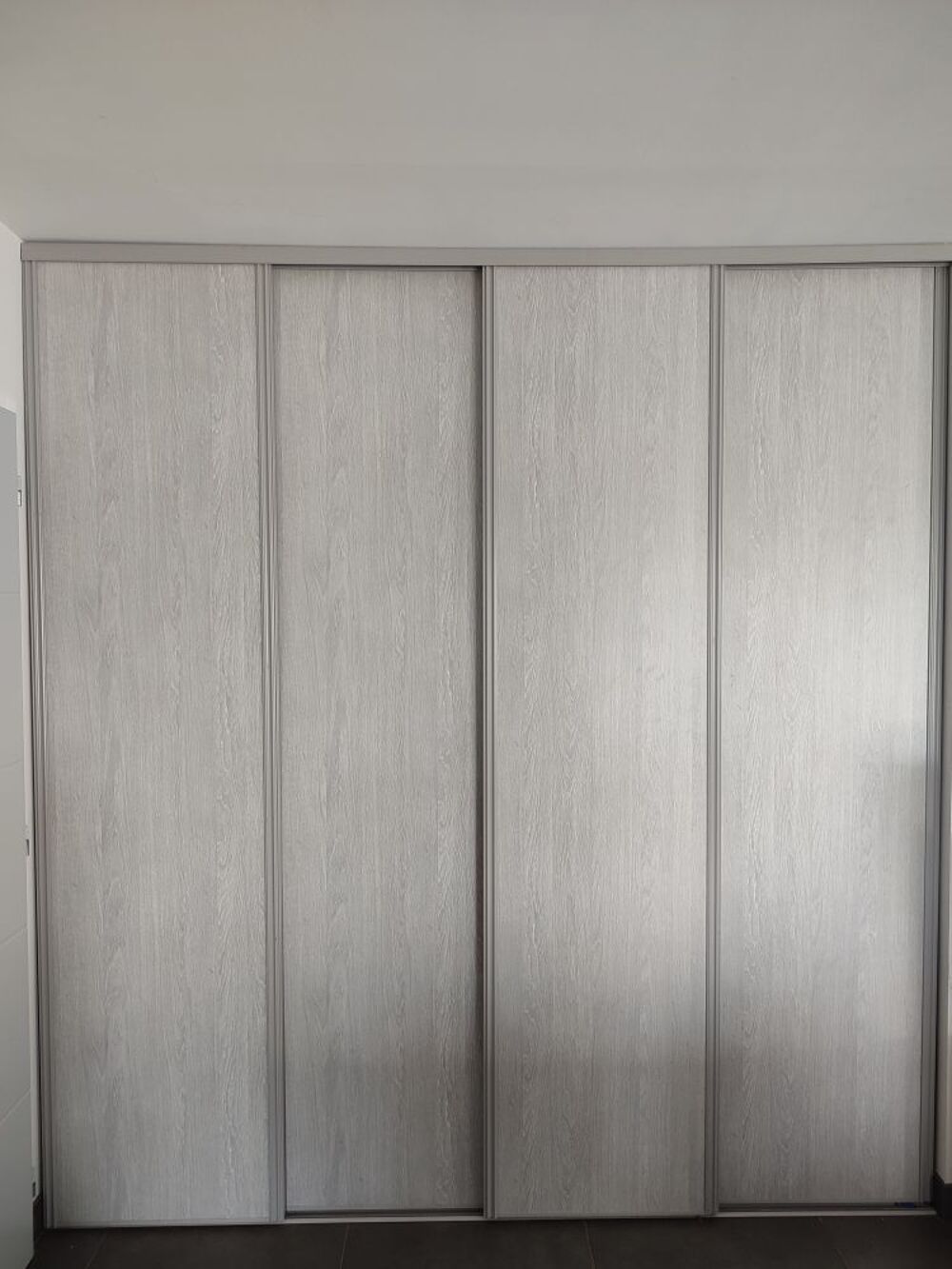 portes de placard coulissante Bricolage