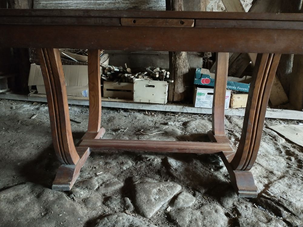 Table en ch&ecirc;ne massif Meubles