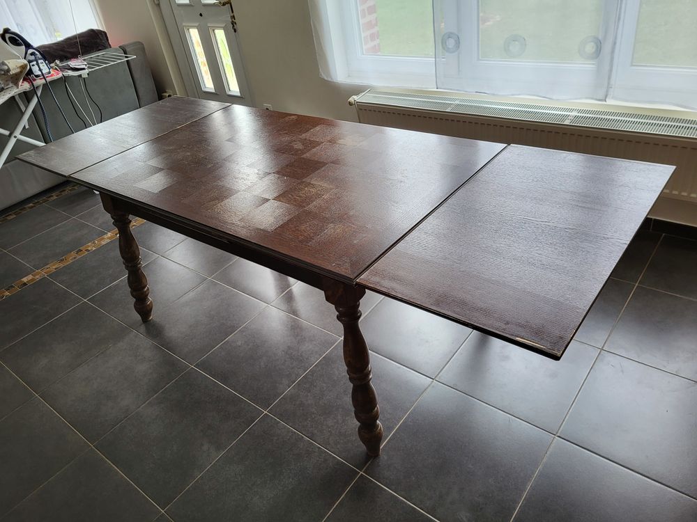 Table de salle &agrave; manger Meubles
