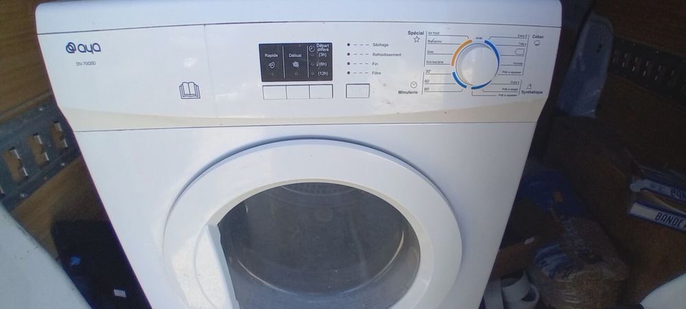 
S&egrave;che-linge &agrave; &eacute;vacuation AYA Electroménager