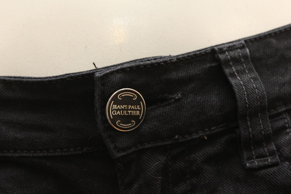 Pantalon jean noir JEAN PAUL GAULTIER T.29 Vêtements