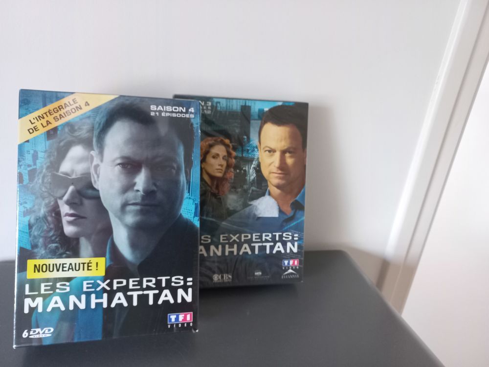 DVD Police scientifique &quot; Les Experts Manhattan&quot; DVD et blu-ray