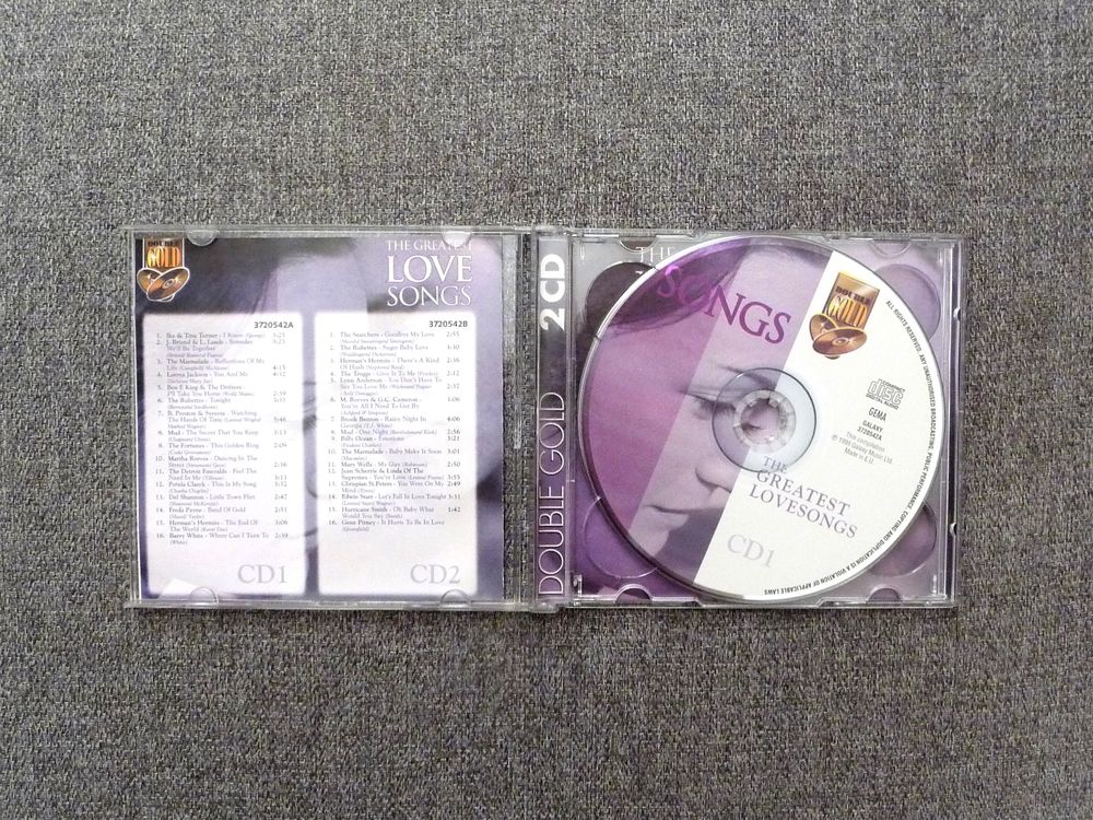 The Greatest Love Songs- 2 CD- 32 Chansons- Double Gold CD et vinyles