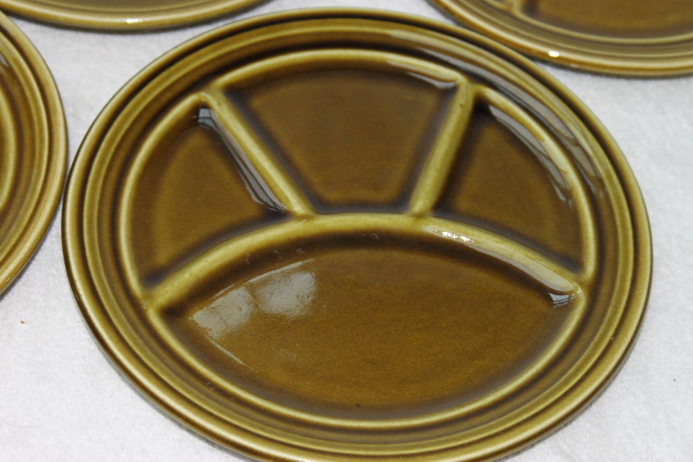 5 Assiettes en Fa&iuml;ence de St Amand France Cuisine