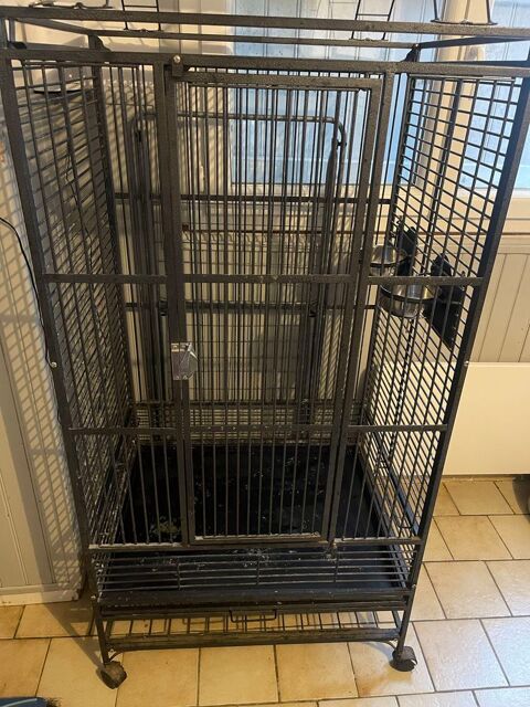 Grande cage �  oiseaux 120 Jouarre (77)