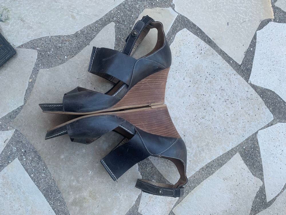 Chaussures &agrave; talons compens&eacute;es femme \'\' Kickers \'\' Chaussures
