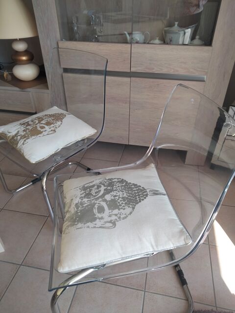 Chaises 120 Saint-Marcel (71)