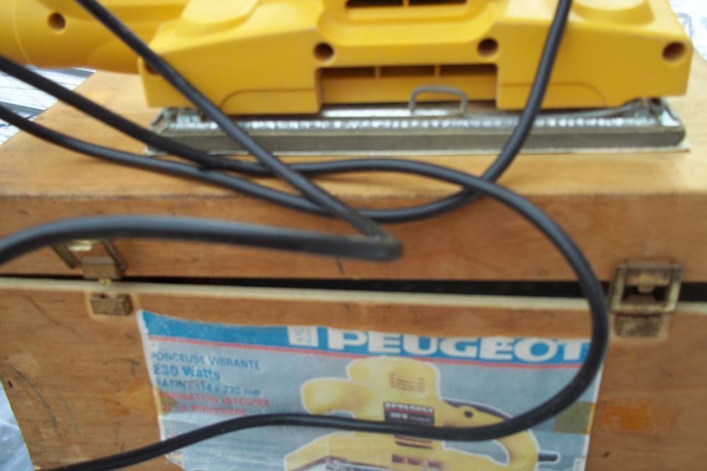 Ponceuse PEUGEOT Bricolage