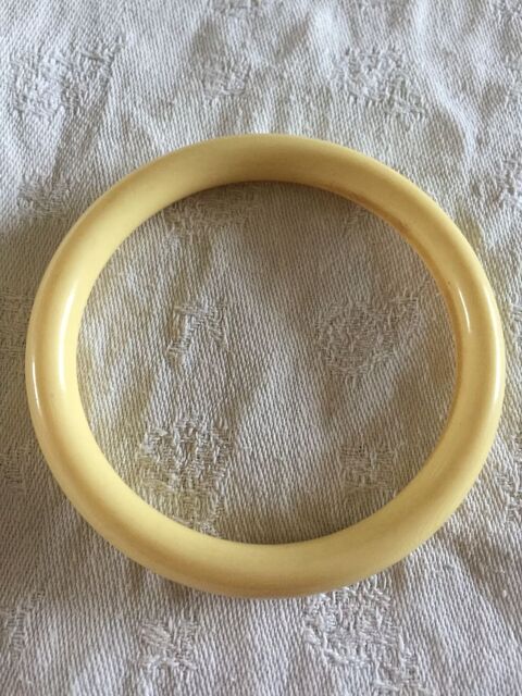 Jonc rond 25 Nmes (30)