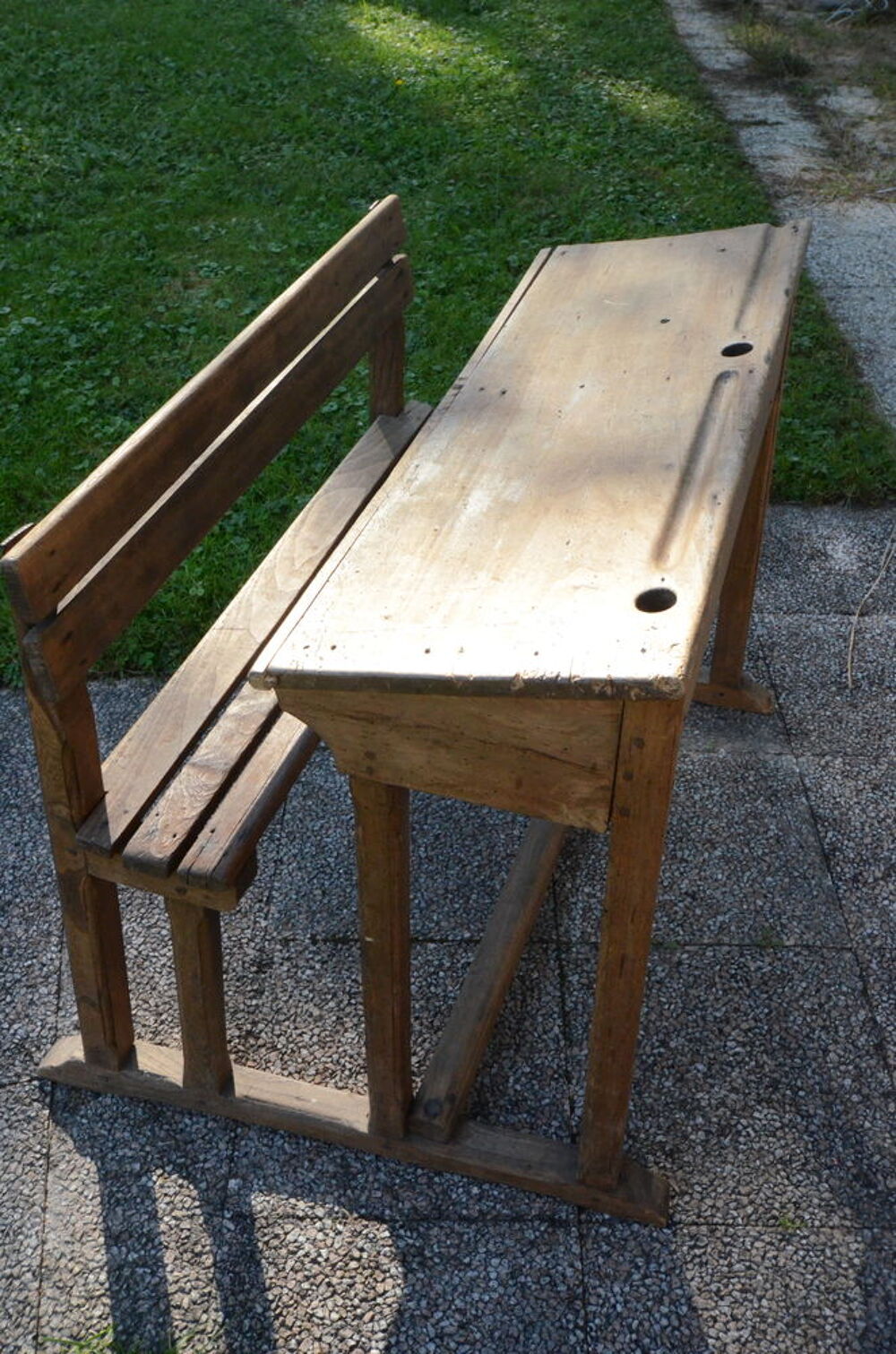 Banc d'&eacute;colier 