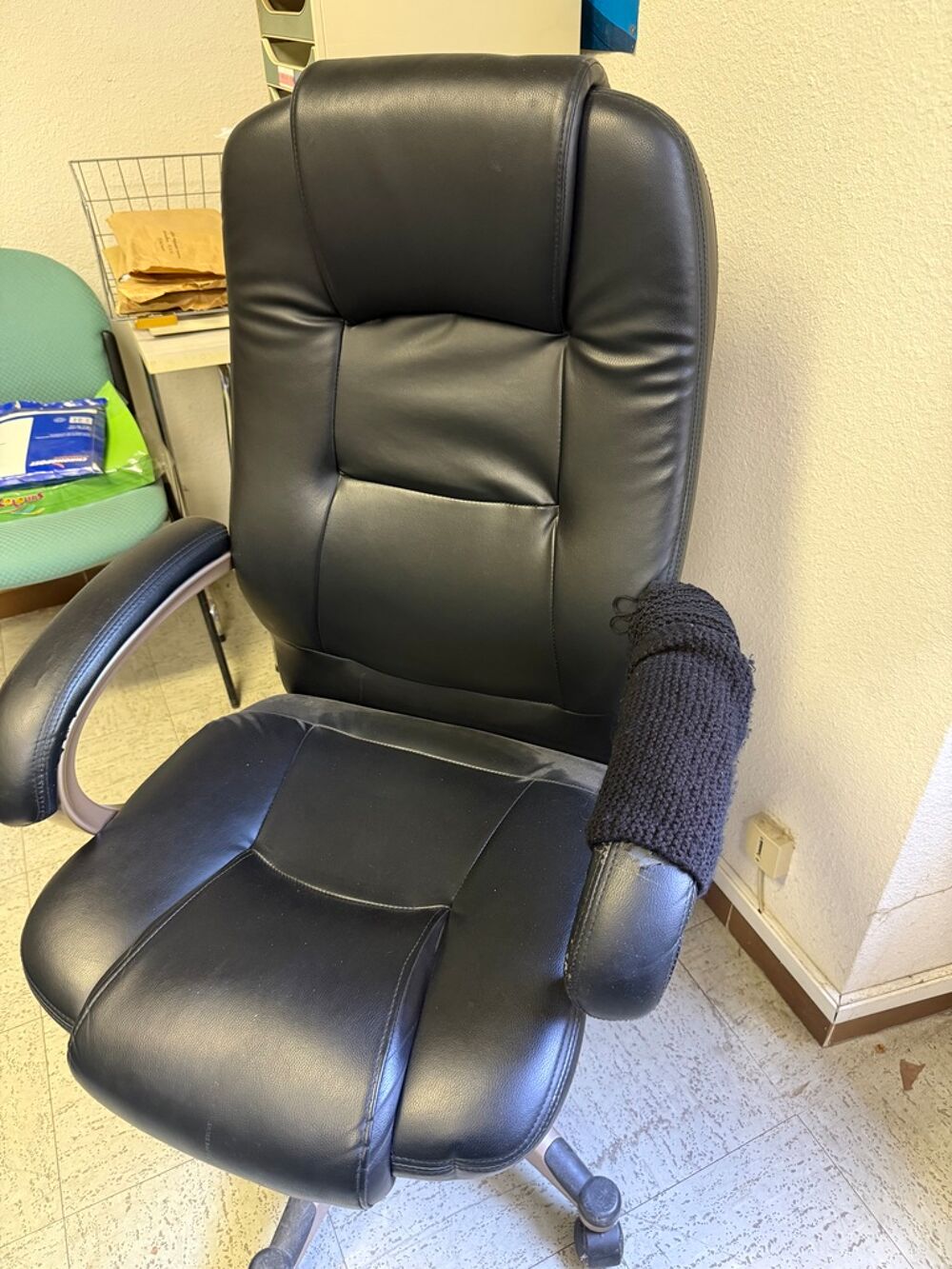 Fauteuil de bureau noir similicuir ENZO FRATELLI Meubles