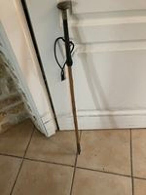   Maquilla pour aider à marcher  