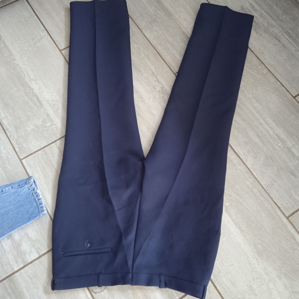 Pantalon toile marine marque country T 42 polyester fermetur Vêtements