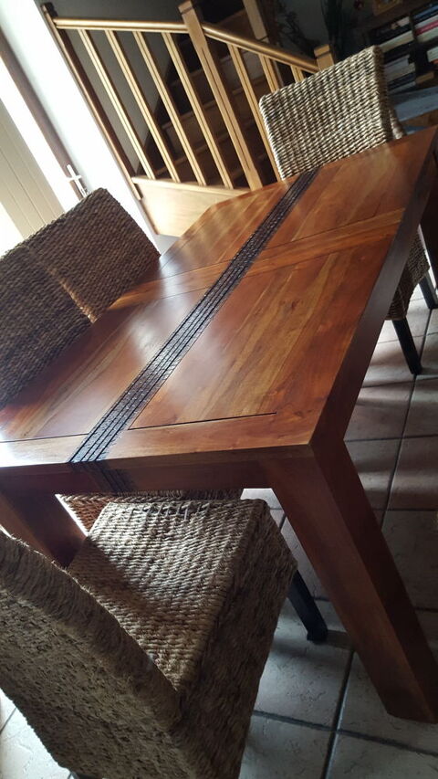 TABLE SALLE A MANGER ACACIA MASSIF BOIS ET CHIFFON 500 Chartres (28)