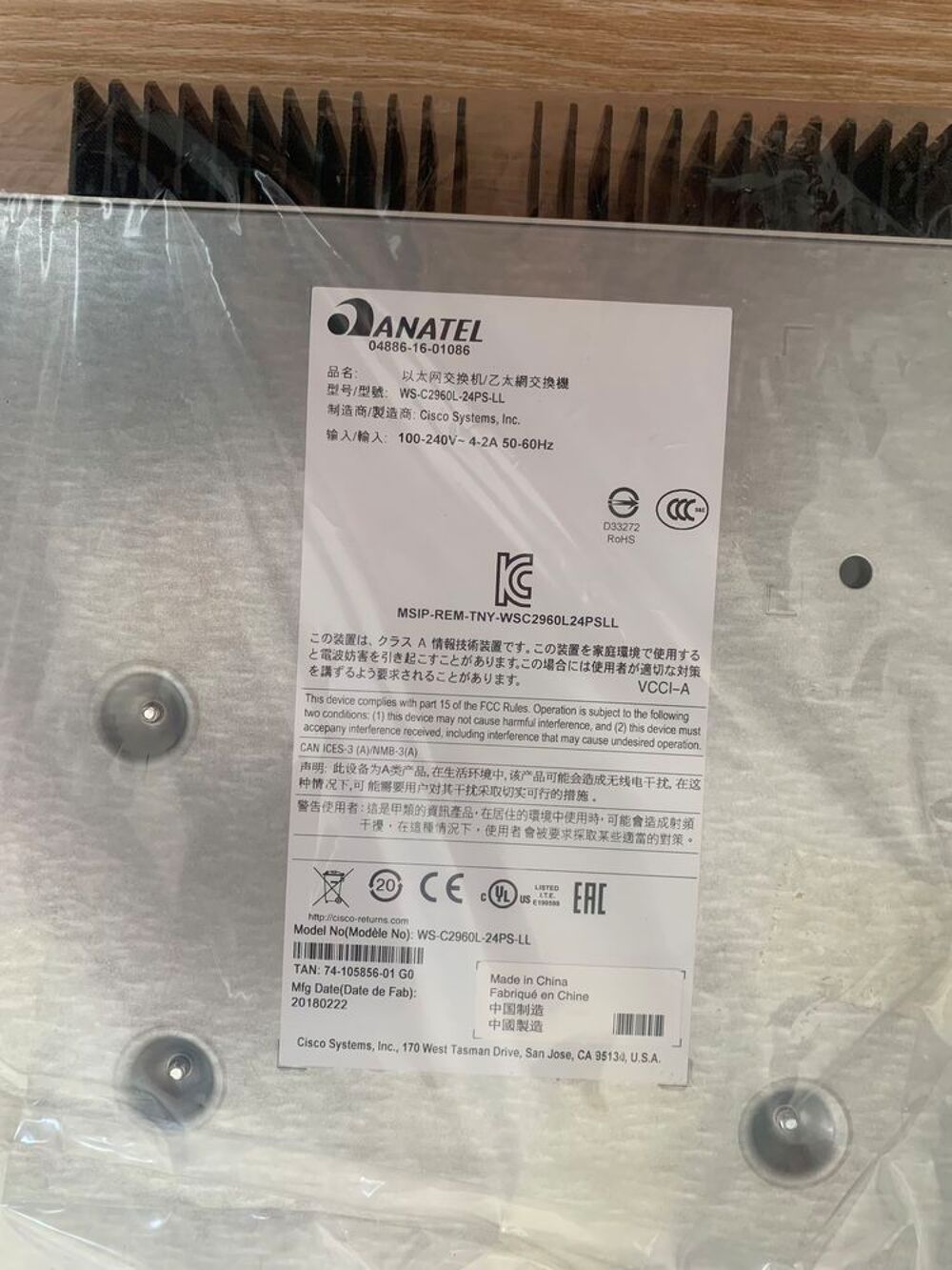 CISCO swtich catalyst WS-C2960L-24PS-LL. Matériel informatique