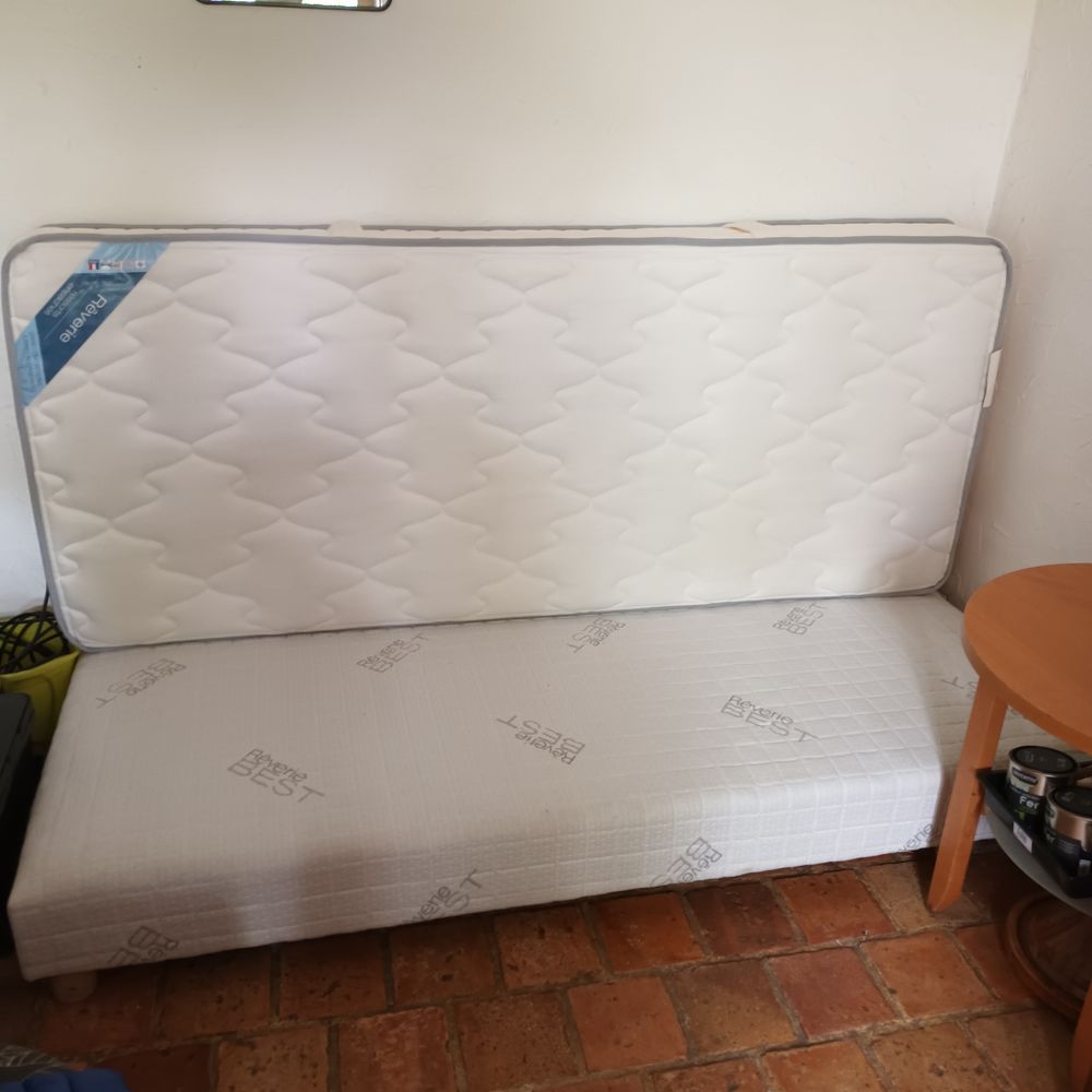 LIT GRAND CONFORT 1 PLACE, NEUF. 
ACHETE A LA REDOUTE Meubles