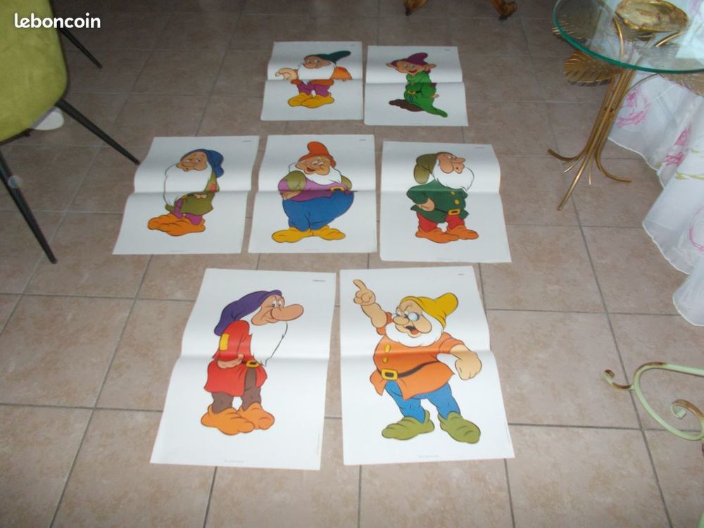 LOT D'AFFICHES DE COLLECTION DE WALT DISNEY 