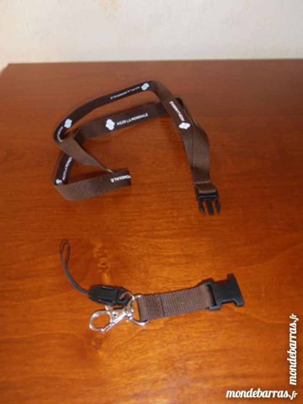 Tour de cou marron (28a) Bijoux et montres