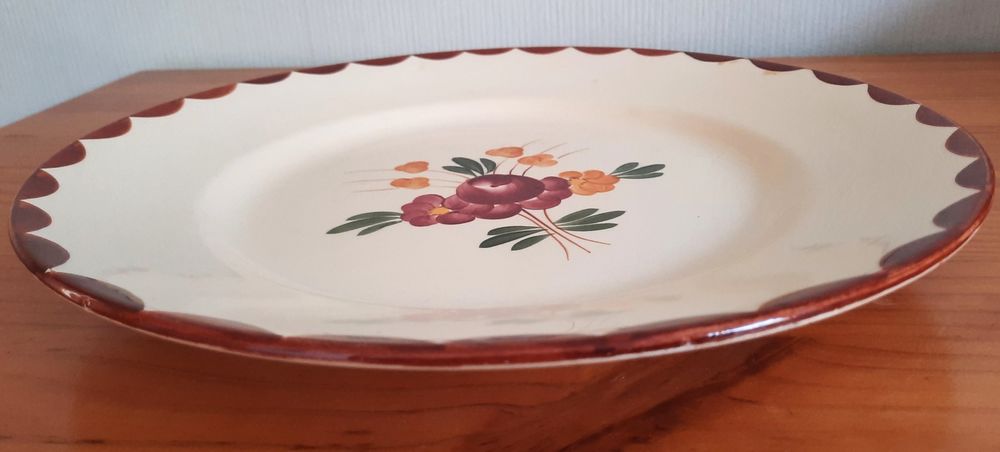 2 plats, FAIENCERIE LONGCHAMP Mod&egrave;le Agen. Cuisine