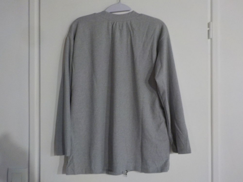 GILET GRIS FIN TAILLE S Vêtements