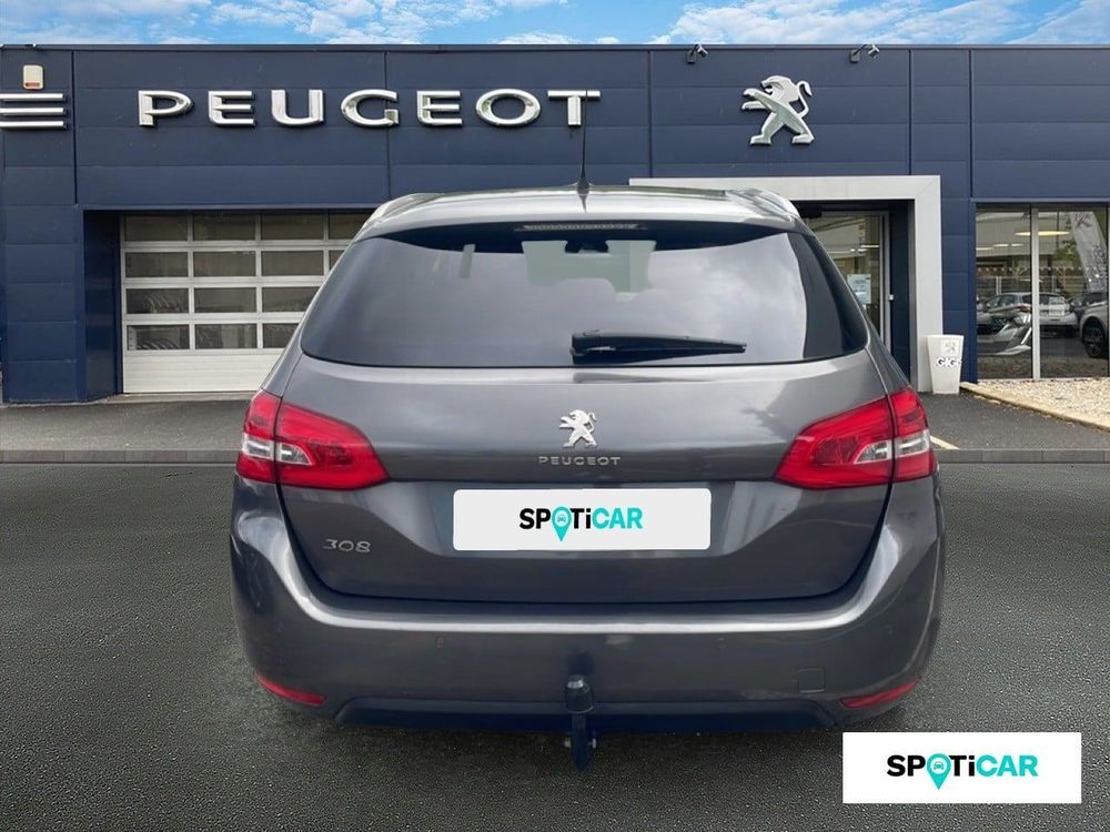 308 SW 1.2 PureTech 110ch S&S BVM5 Style 2017 occasion 46000 Cahors