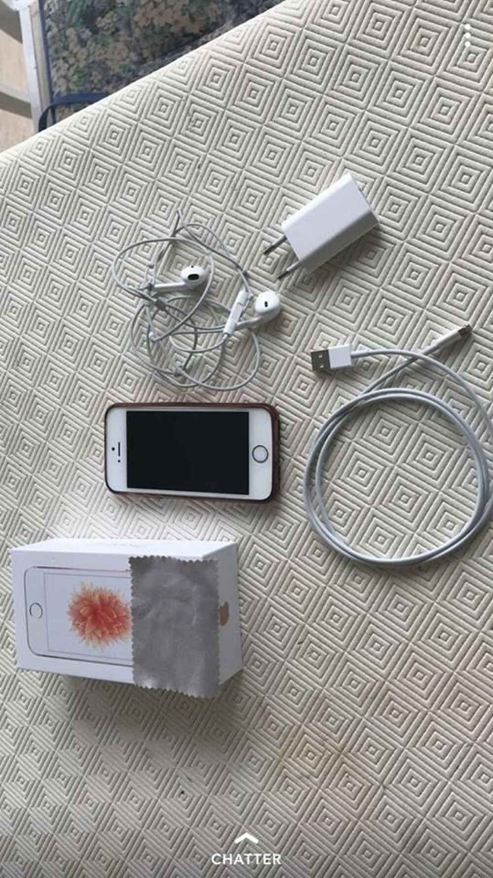IPHONE SE Téléphones et tablettes