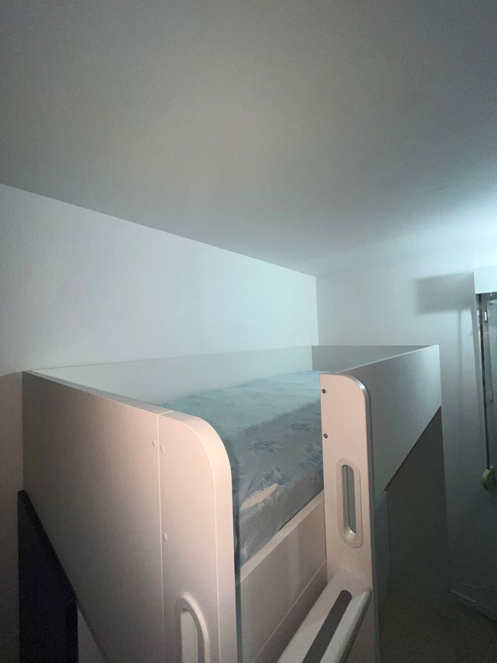 SM&agrave; "STAD Lit mezzanine, avec bureau blanc avec 4 tiroirs, 90x200cm longueur bureau 148 cm IKEA plus matelas Meubles