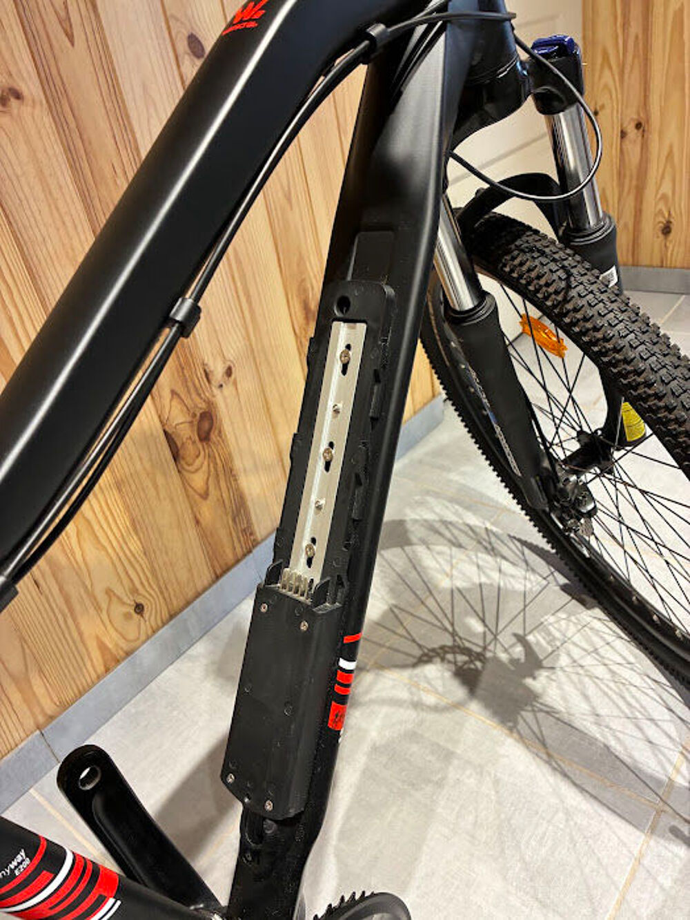 VTT ELECTRIQUE ETAT NEUF Vélos