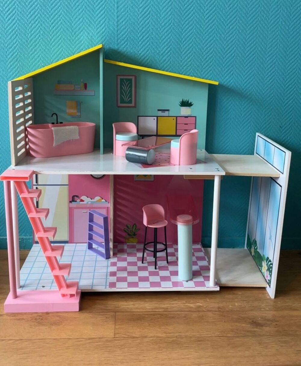 Maison poup&eacute;e/ Barbie Jeux / jouets