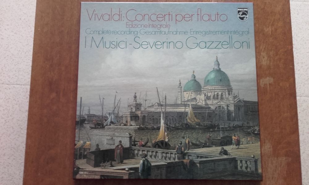Coffret de 3 disque 33 T (vinyle)
VIVALDI CD et vinyles