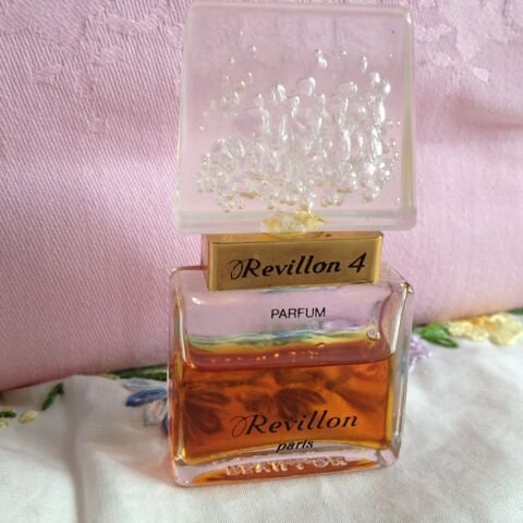 Miniature de Pvillonarfum R 12 Montreuil (93)