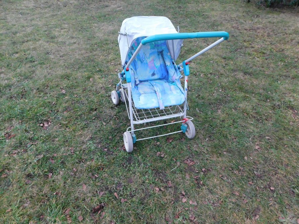 poussette canne B&eacute;b&eacute; Confort Puériculture