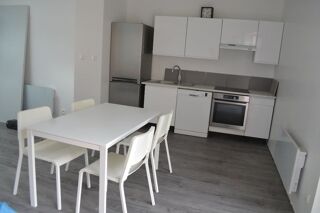  Appartement � louer 4 pi�ces 79 m� Lille