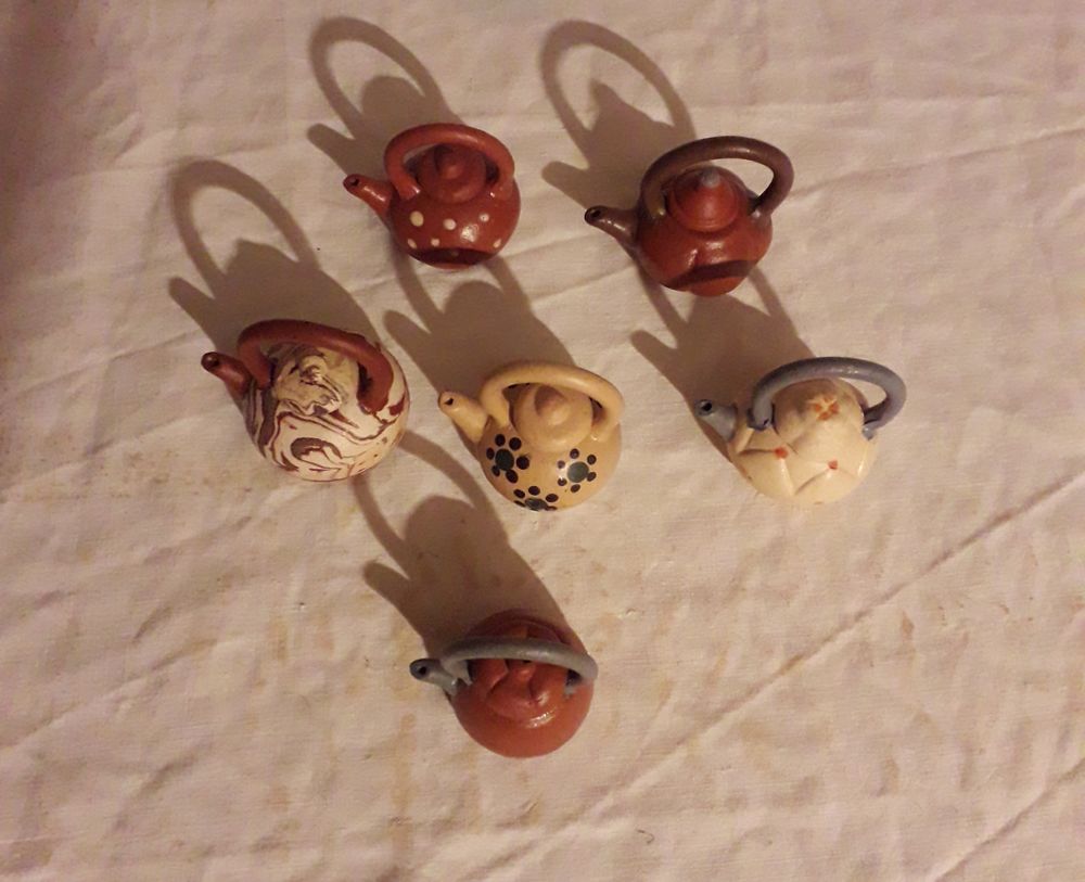 Lot de mini th&eacute;i&egrave;res. Décoration