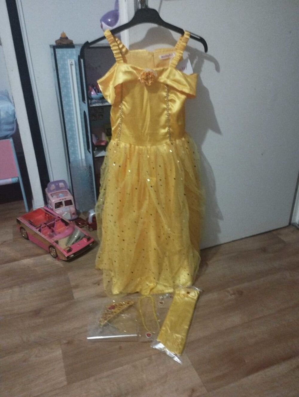 costume de la belle Vtements enfants