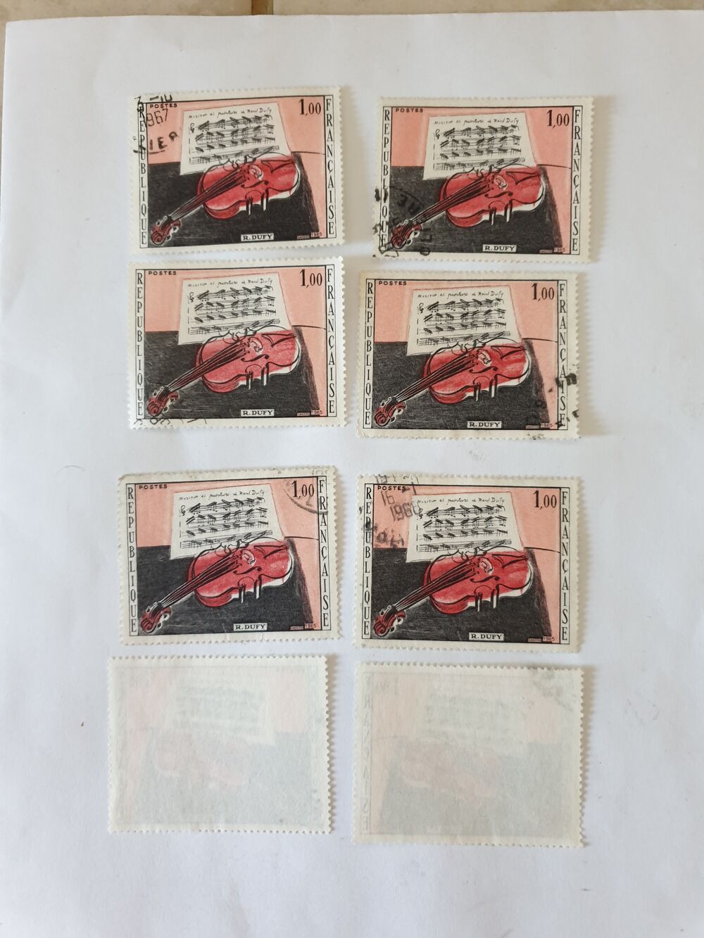 Timbre LE VIOLON ROUGE de Raoul Dufy (1965)- lot 0.80 euro 