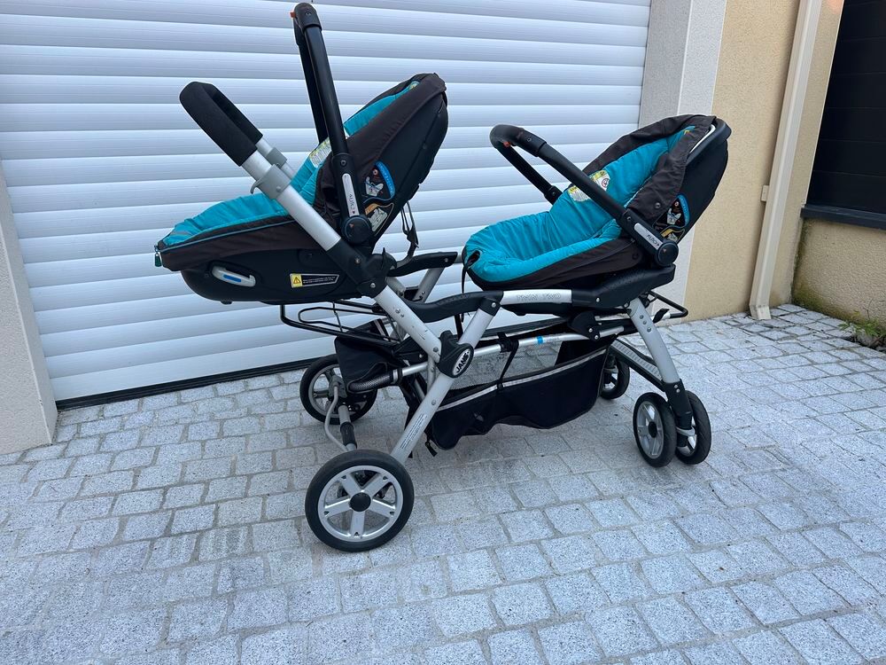 Poussette double Puériculture