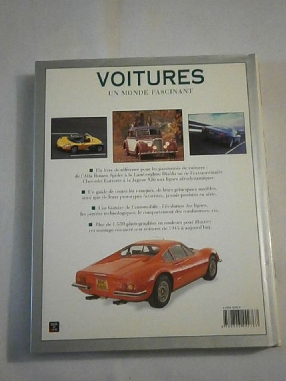 Tr&egrave;s beau livre sur les voitures Livres et BD