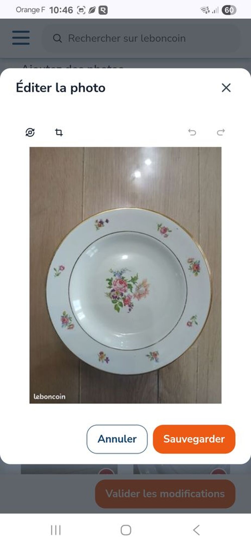 Soupiere et assiettes Décoration