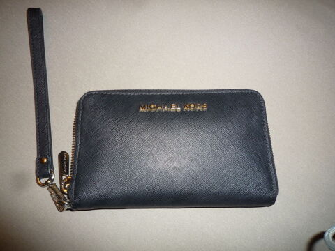 Portefeuille   Micka�l Kors  60 Roncq (59)