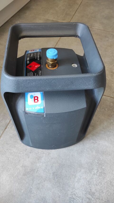 Bouteille de butane : le Cube Annemasse (74)