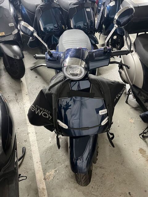 Scooter ZEWAY 2023 occasion Paris 75010