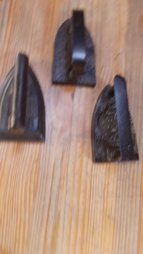 lot de 3 fers � repasser anciens 25 Thiais (94)