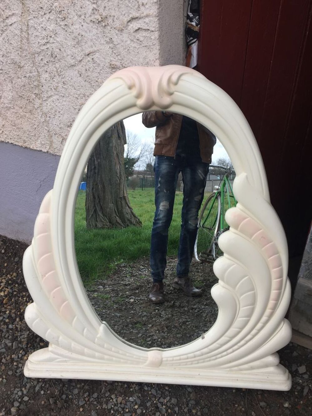 UN GRAND MIROIR A FIXER AU MUR OU A POSER SUR UN MEUBLE Meubles