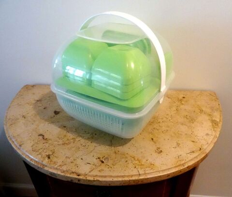 Set de picnic vintage 56 pi�ces pour 6 p, TBE 26 Paris 4 (75)