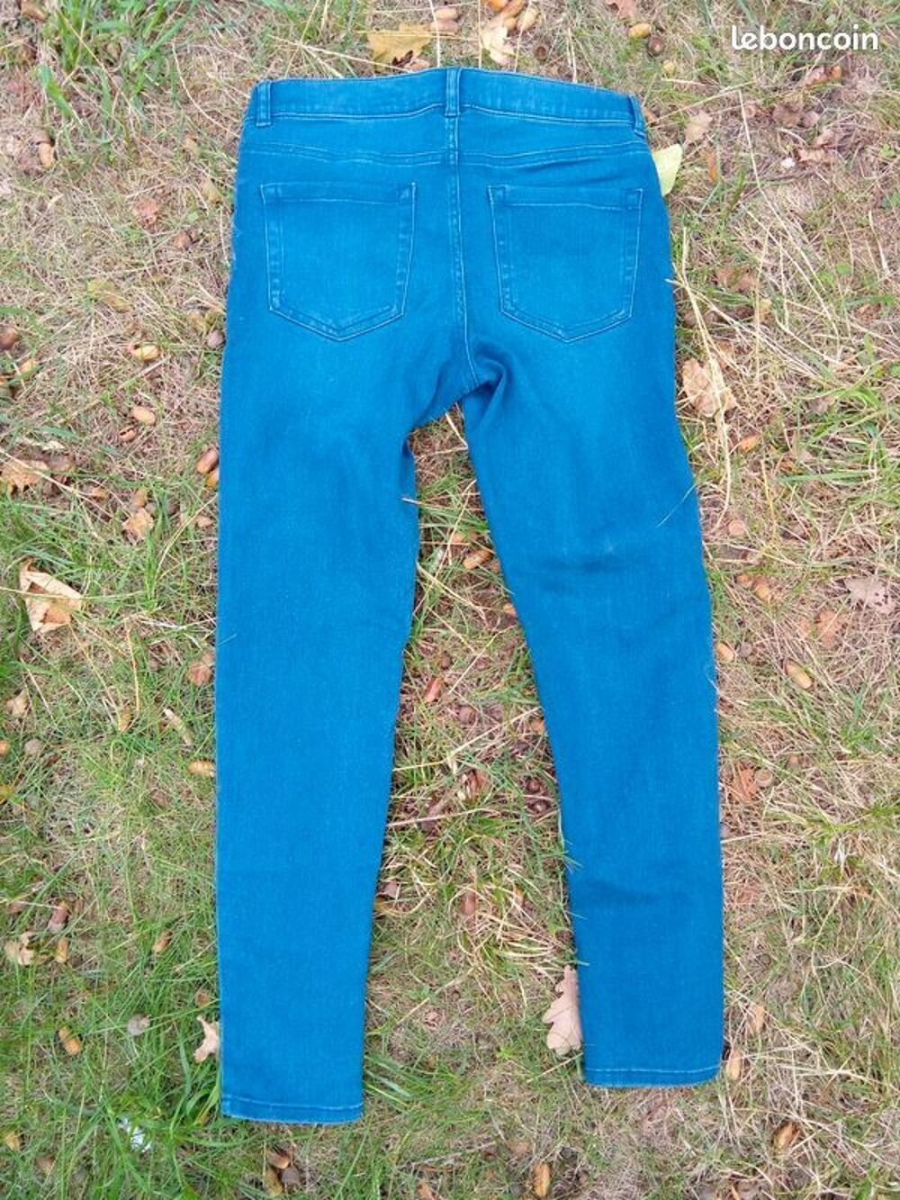 2 pantalons jegging taille 42 skinny fit NEUFS Vêtements