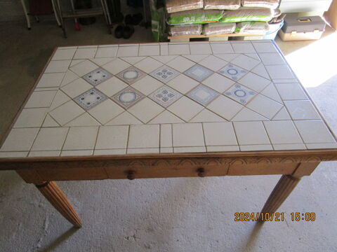 Table rustique 80 Amilly (45)