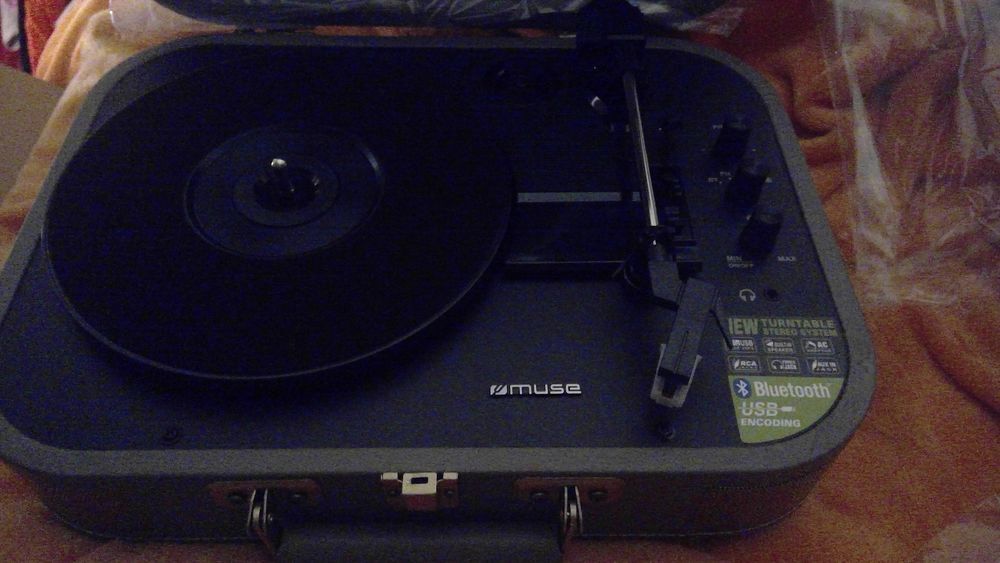 Valise Platine vinyle neuve Muse MT-201 BTG Audio et hifi