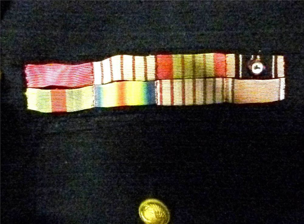 tenue militaire Vêtements